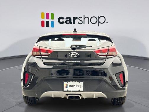 2019 Hyundai Veloster 2