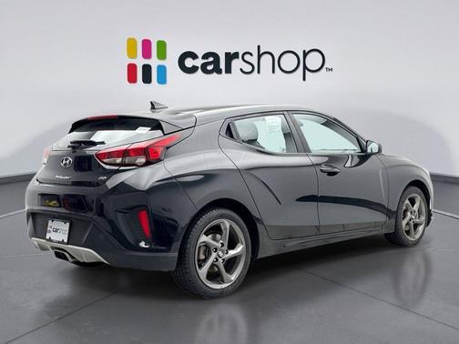 2019 Hyundai Veloster 2