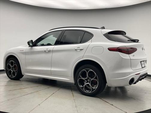 2022 Alfa Romeo Stelvio Ti