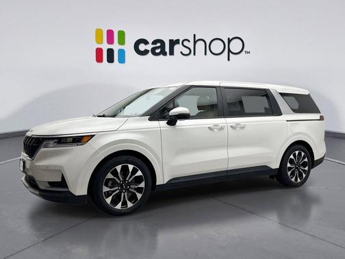 2024 Kia Carnival EX
