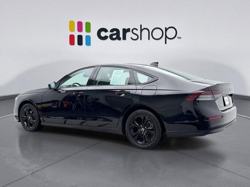 Crystal Black 2025 Honda Accord SE