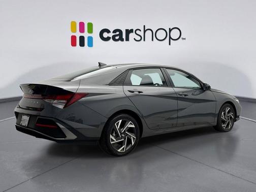 2025 Hyundai ELANTRA Sport