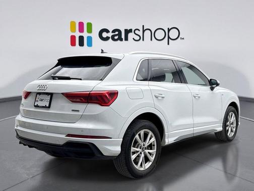 2024 Audi Q3 Premium 45 TFSI S line quattro Tiptronic