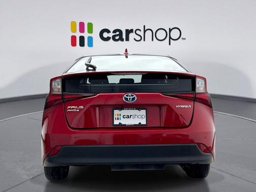 2022 Toyota Prius LE