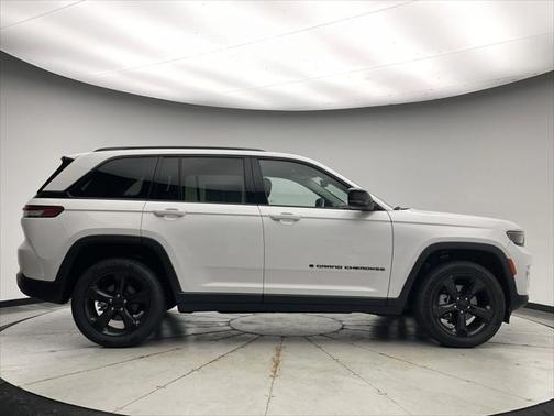 2023 Jeep Grand Cherokee Limited X