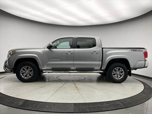 2016 Toyota Tacoma SR5