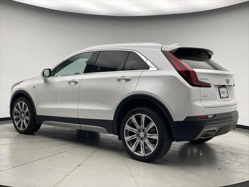 2022 Cadillac XT4 Premium Luxury