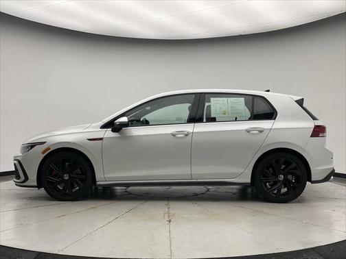 2023 Volkswagen Golf GTI 2.0T SE DSG