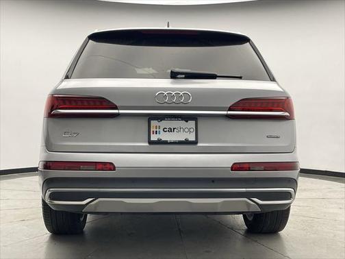 2022 Audi Q7 55 Premium Plus