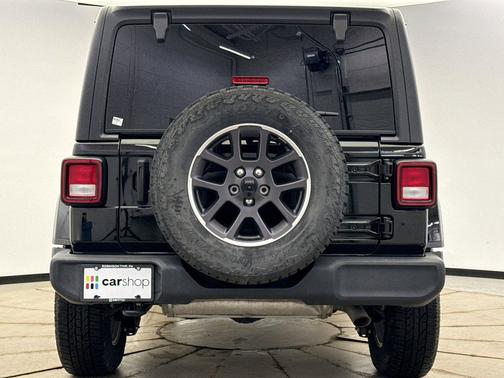Black Clearcoat 2021 Jeep Wrangler Unlimited 80th Anniversary 4x4
