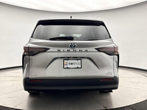 2023 Toyota Sienna XLE 7 Passenger