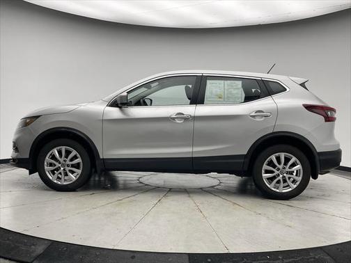 2022 Nissan Rogue Sport S
