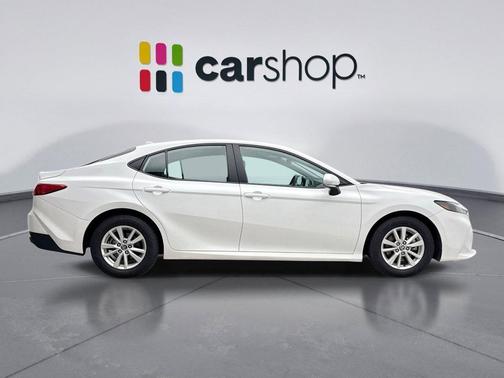 Ice Cap 2025 Toyota Camry LE