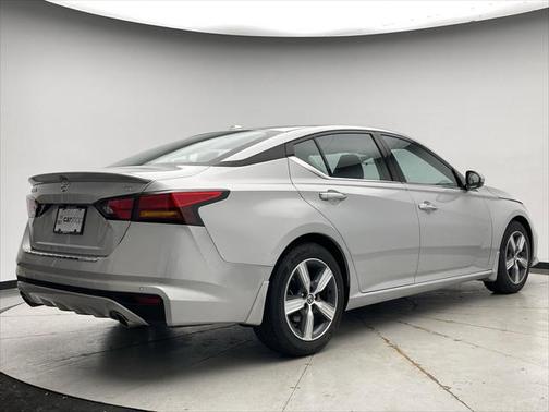 2022 Nissan Altima 2.5 SL