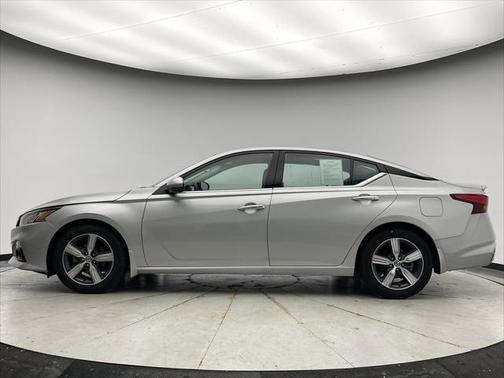 2022 Nissan Altima 2.5 SL