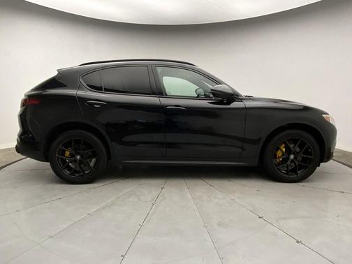 2019 Alfa Romeo Stelvio Ti Sport