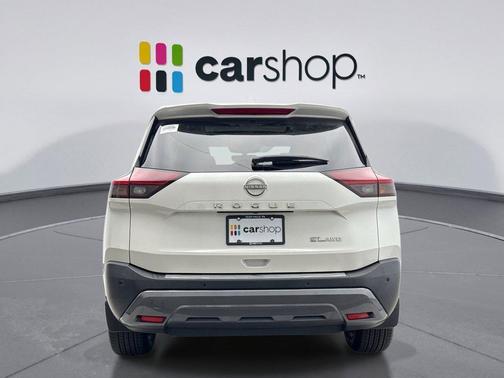2022 Nissan Rogue SL