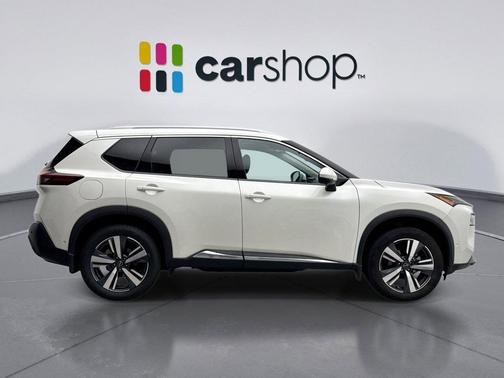 2022 Nissan Rogue SL