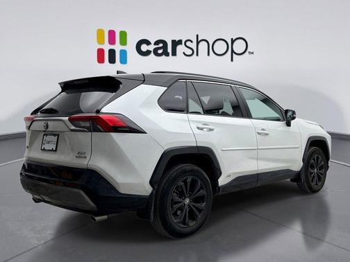 2024 Toyota RAV4 Hybrid SE