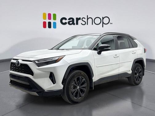 2024 Toyota RAV4 Hybrid SE
