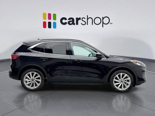 Agate Black Metallic 2022 Ford Escape Titanium