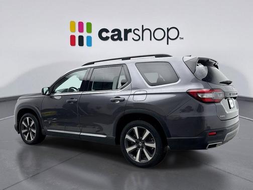 2024 Honda Pilot Touring 8-Passenger