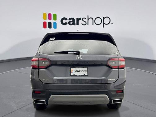 2024 Honda Pilot Touring 8-Passenger