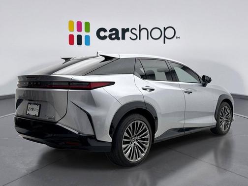 2023 Lexus RZ 450e Luxury