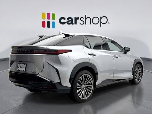 2023 Lexus RZ 450e Luxury