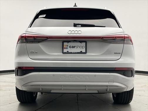 2024 Audi Q4 e-tron Premium Plus 50 quattro