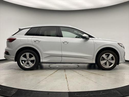 2024 Audi Q4 e-tron Premium Plus 50 quattro