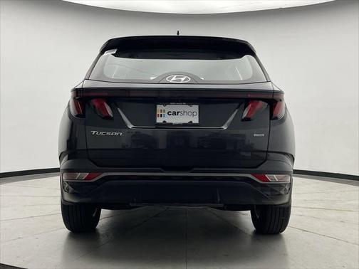 2022 Hyundai TUCSON SE