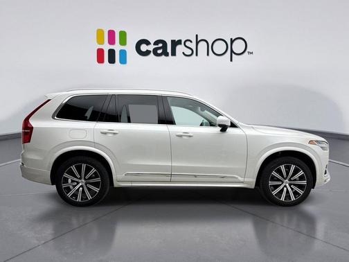 Crystal White 2025 Volvo XC90 B5 Core