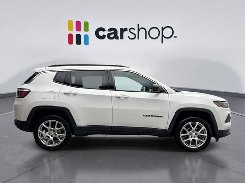 2023 Jeep Compass Latitude Lux