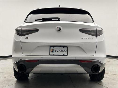 2024 Alfa Romeo Stelvio Ti