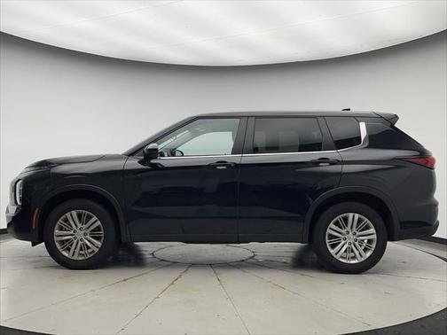 2024 Mitsubishi Outlander ES 2.5 S-AWC