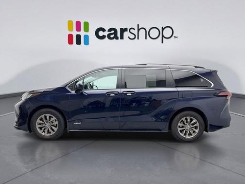 2021 Toyota Sienna LE