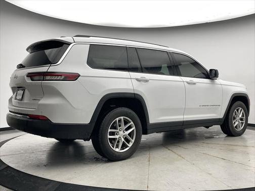 2022 Jeep Grand Cherokee L Laredo