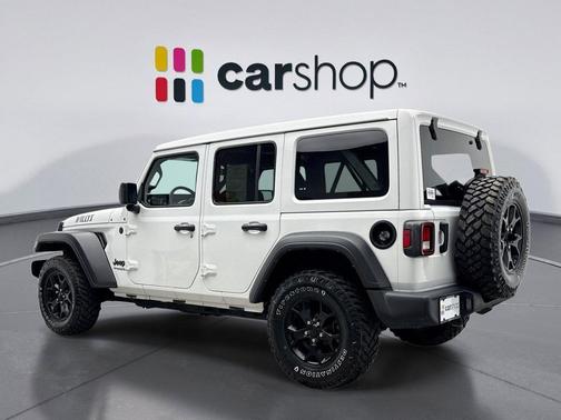 Bright White 2022 Jeep Wrangler Willys
