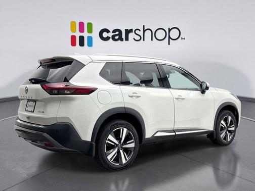 2022 Nissan Rogue SL