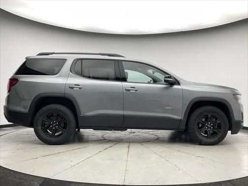2023 GMC Acadia AWD AT4