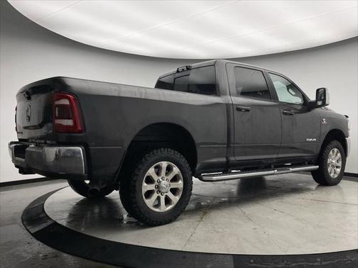 2023 RAM 2500 Laramie Crew Cab 4x4 6'4' Box