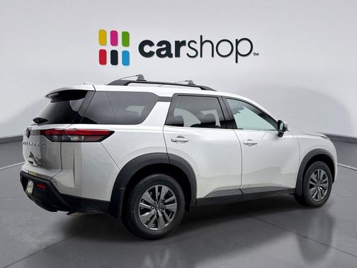 2024 Nissan Pathfinder SV 4WD