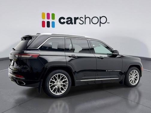 2023 Jeep Grand Cherokee Summit