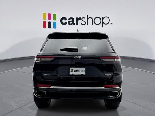 2023 Jeep Grand Cherokee Summit