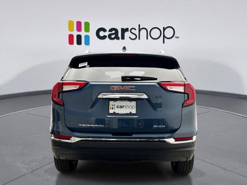 Downpour Metallic 2024 GMC Terrain SLT