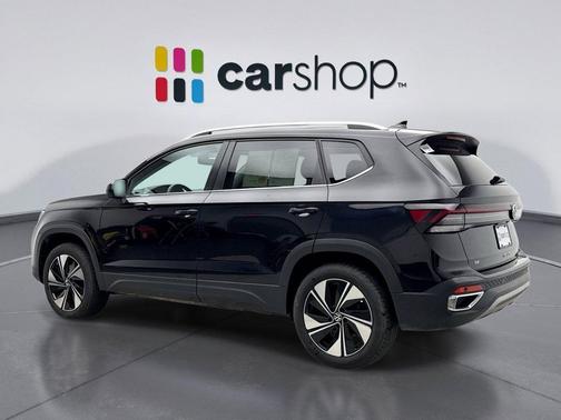 Deep Black 2025 Volkswagen Taos 1.5T SE