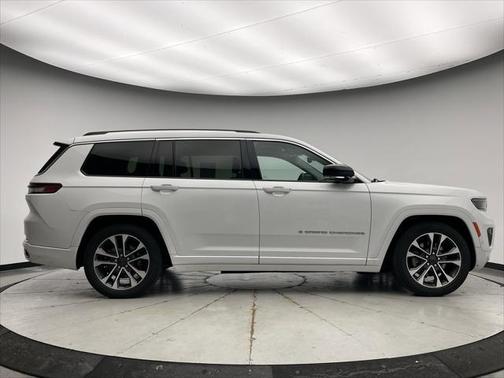 2022 Jeep Grand Cherokee L Overland