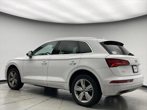2018 Audi Q5 2.0T Premium Plus