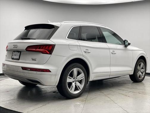 2018 Audi Q5 2.0T Premium Plus